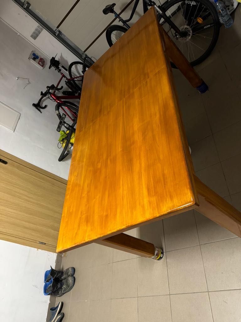 Stół z litego drewna Jesion