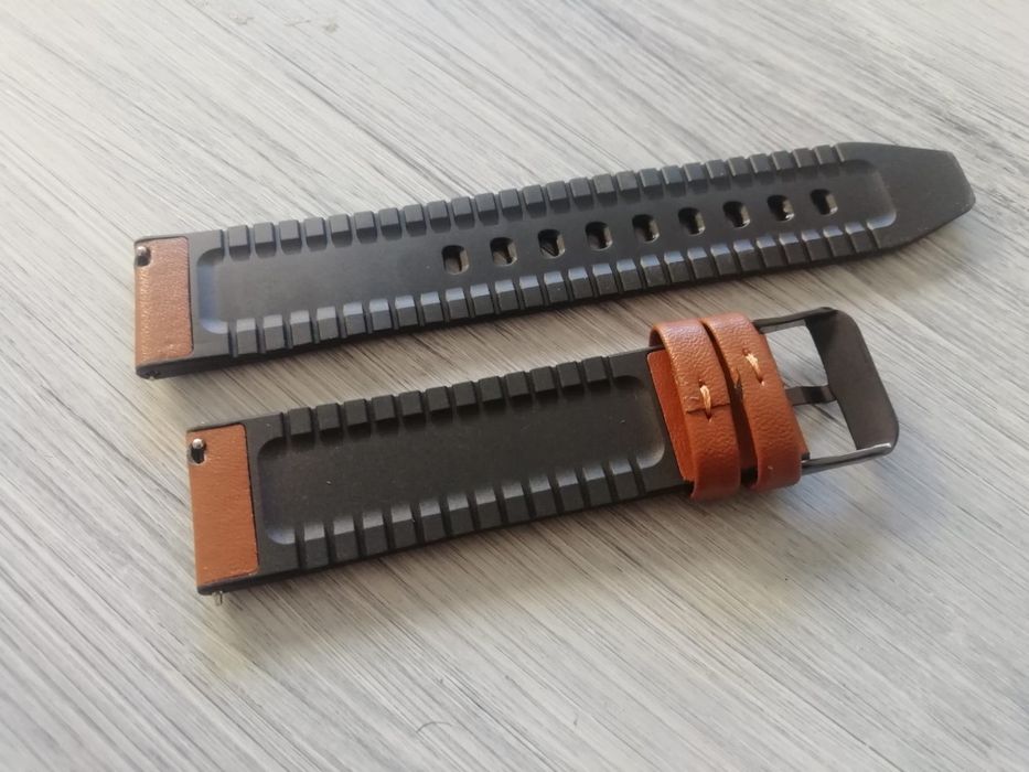 Braceletes 22mm em Couro e Silicone (Novo)
