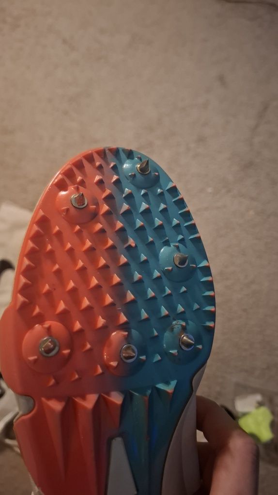 Buty Kolce do skoku o tycze buty 42.5