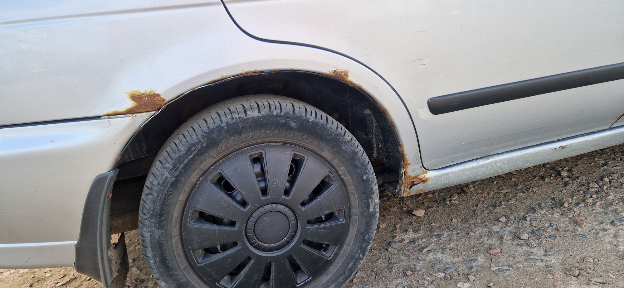 Nissan Almera 1998р
