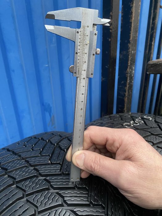 Продам резину б/у в отличном состоянии