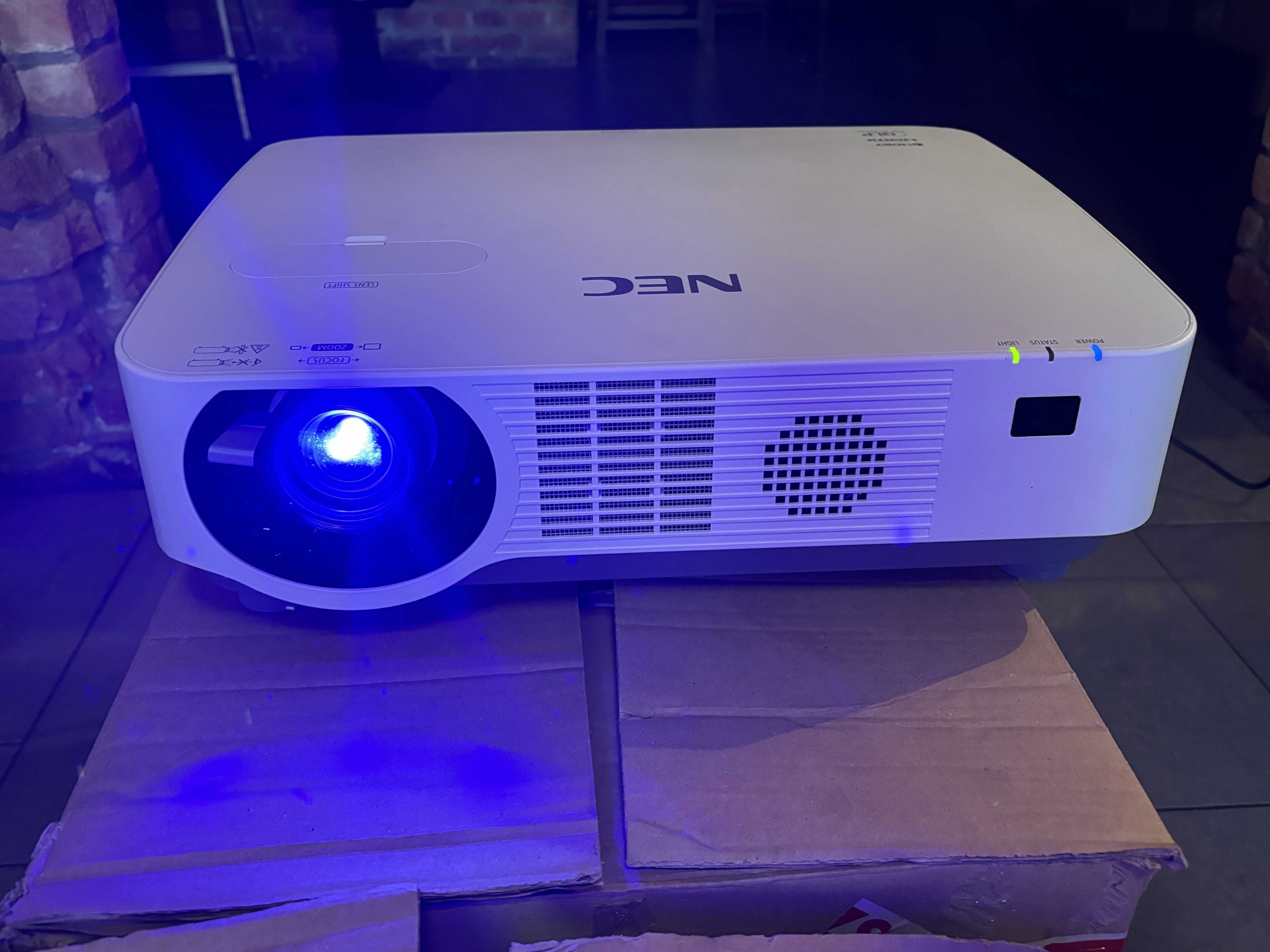Projektor DLP NEC P502HL - używany jak nowy!