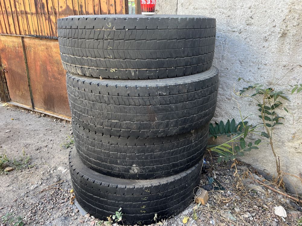 Продам грузовые шины 315/70/22,5  Bridgestone M749 выдучка