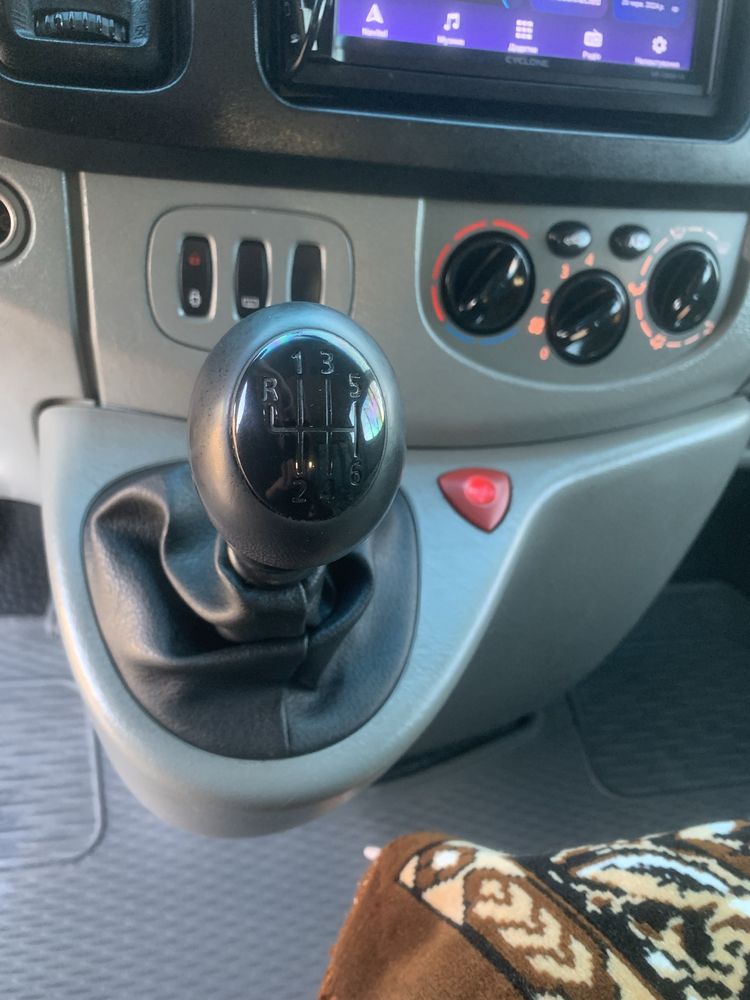 Nissan Primastar 2.0 2009р
