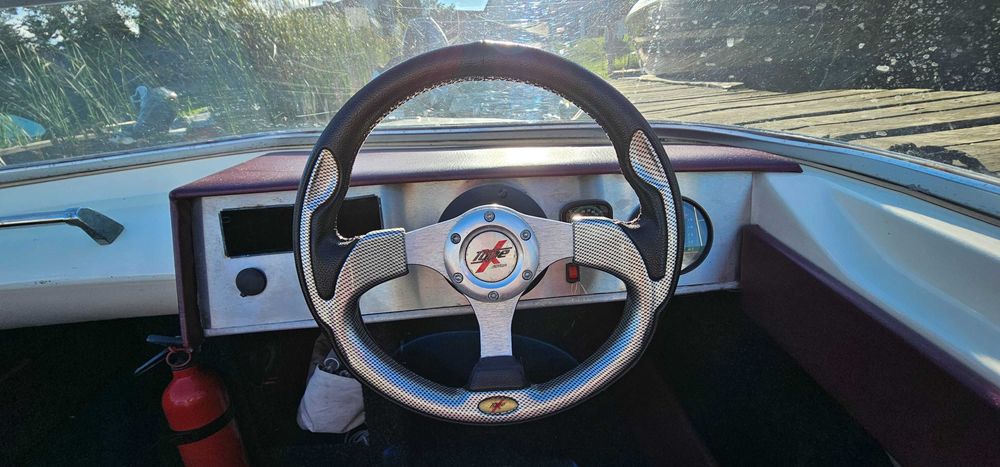 Glastron GT 160 motorówka z przyczepą