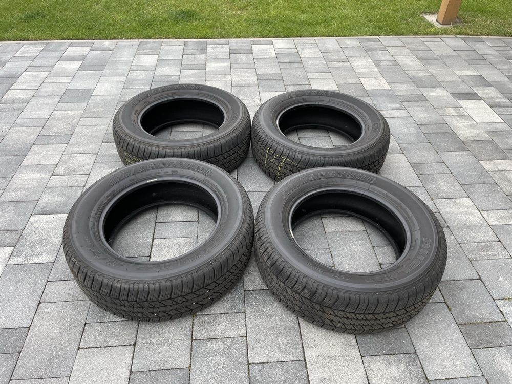 Bridgestone Dueler H/T 684 II