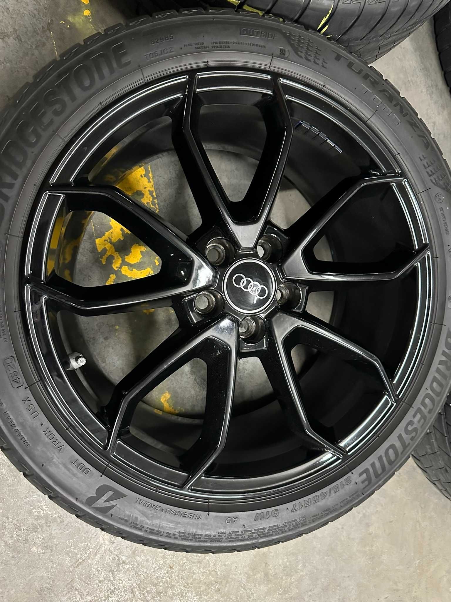 Oryginalne koła 17 5x100 Audi A1 82A071497A