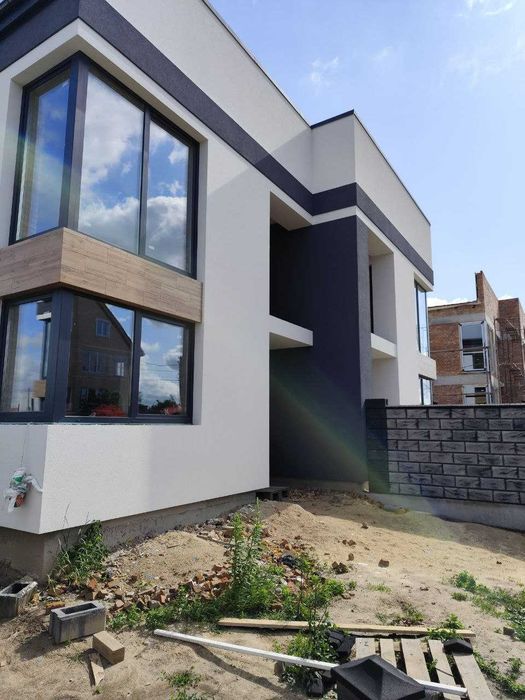 Продам стильний котедж !! Район жк на Щасливому!!!