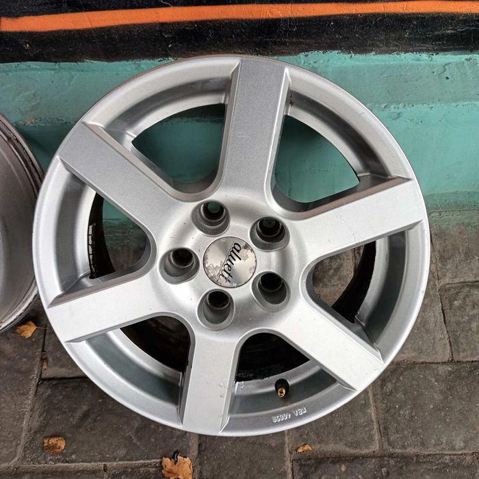 Диски титанові R-15/5/110 OPEL Dia 65.1 idel стан