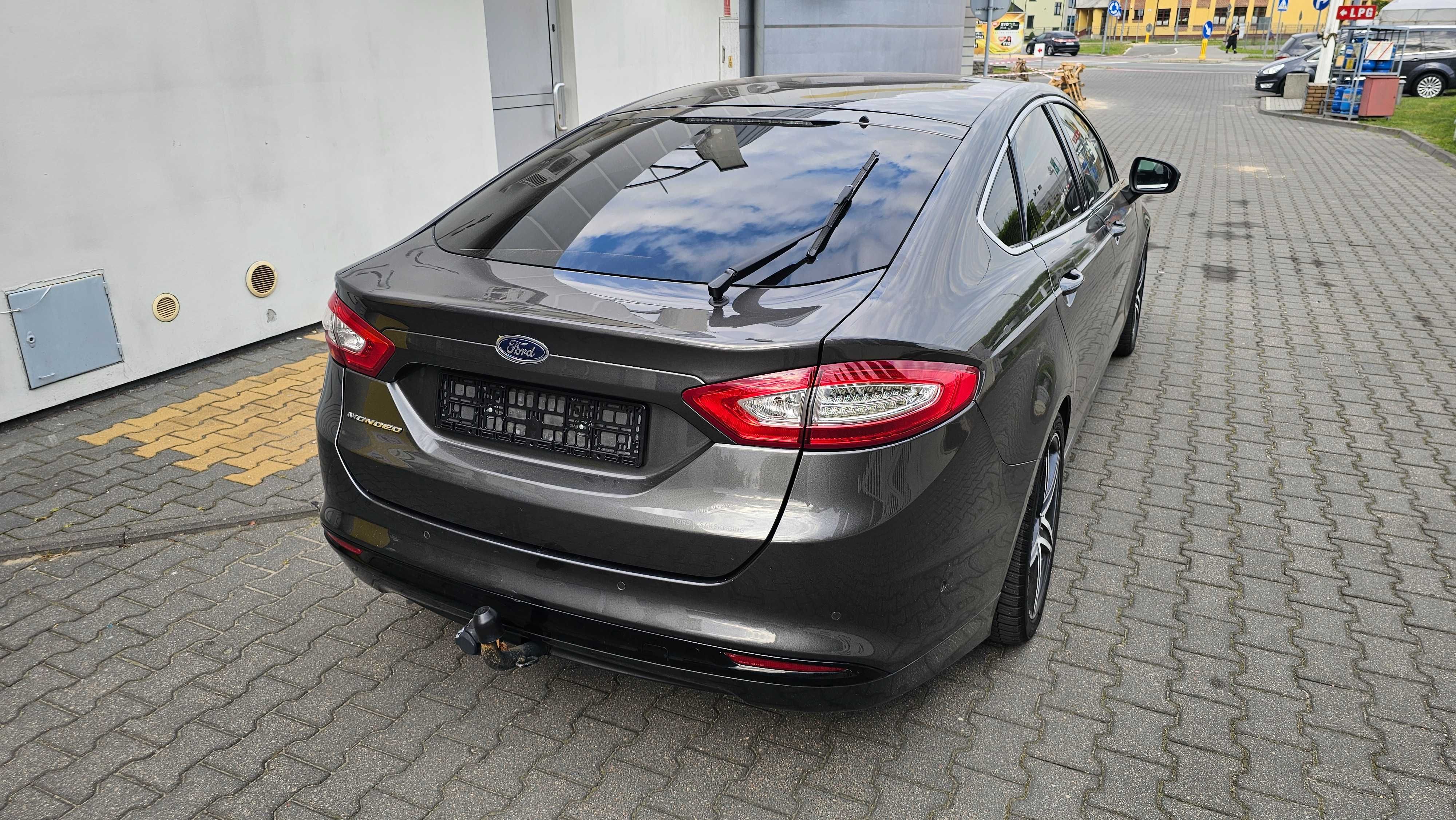 Ford Mondeo 2.0TDCI 150 KM Sedan Convers Navi Led PDC Grzane Fotele