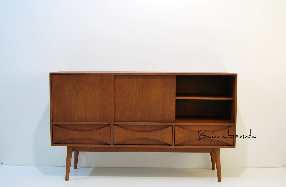 Móvel Aparador / Sideboard / Retro Vintage / Estilo Nórdico