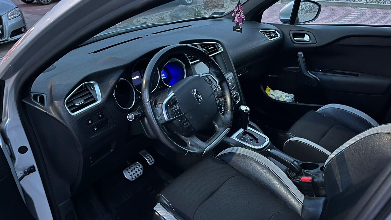 Citroën DS4 2012 – 1.6 THP 163 KM – Automat – Masaże, Navi, Klima