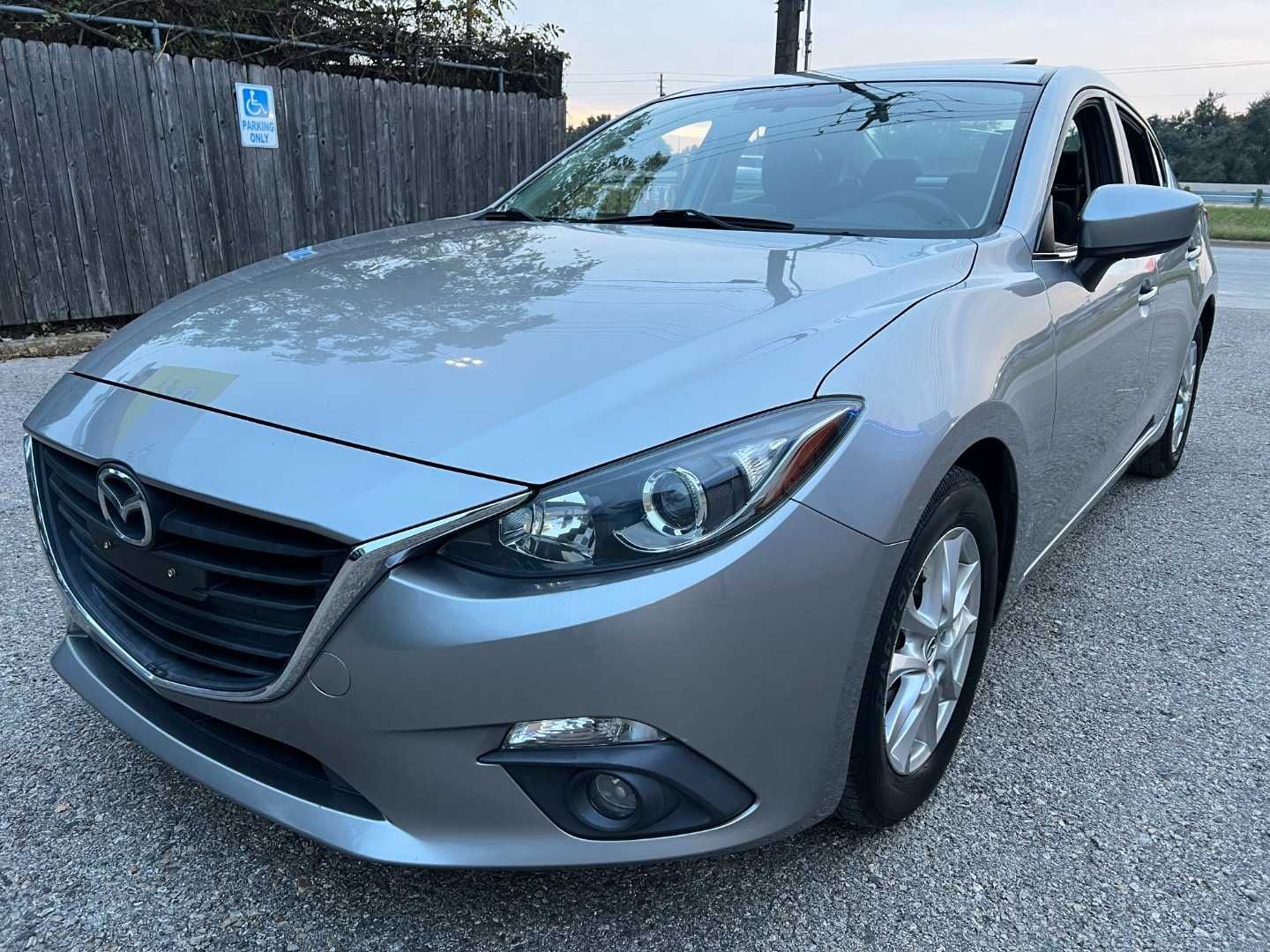 2016 MAZDA MAZDA 3 хечбек