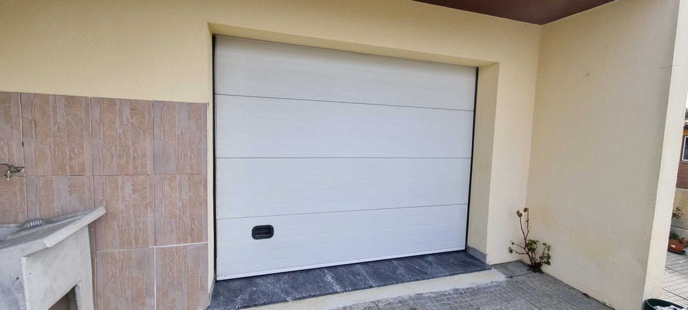Portão garagem automático