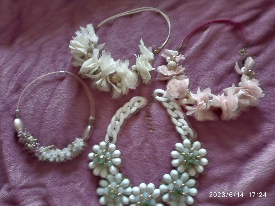 Продам украшения колье