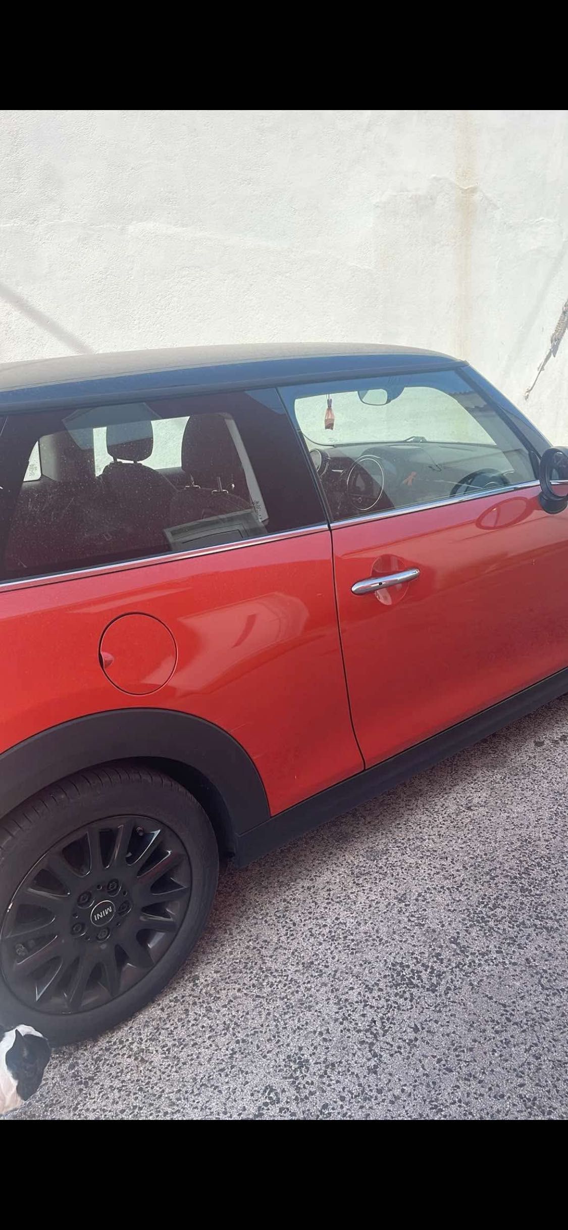 Mini Cooper como novo