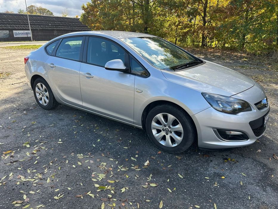 Opel Astra Opel Astra J - 2013 - Benz+LPG - 140KM