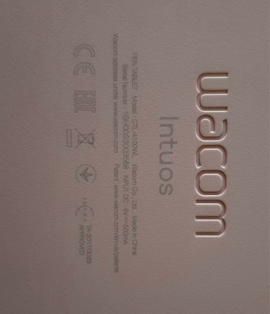 Графічний планшет Wacom Intous CLT-4100WL