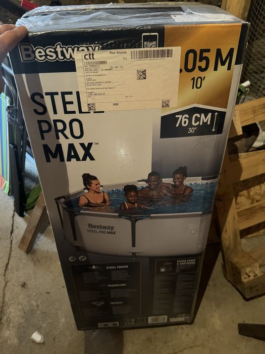 Piscina Bestway Steel Pro Max 3,5M nova a estreiar
