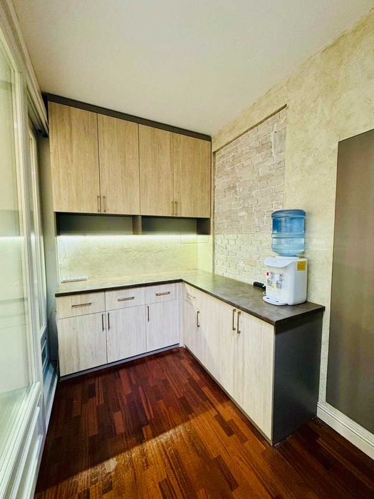 Ярославська, історичний центр, Поділ 2-к. квартира. Оренда