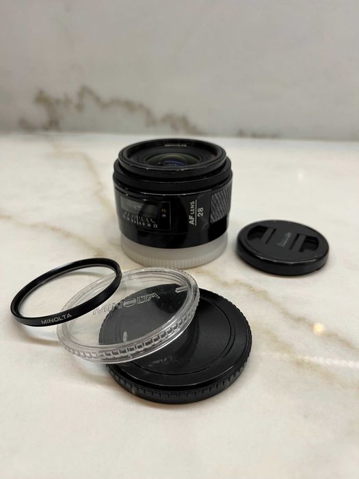 Obiektyw Minolta 28mm 1:2.8 AF idealny do apartów Sony Alpha