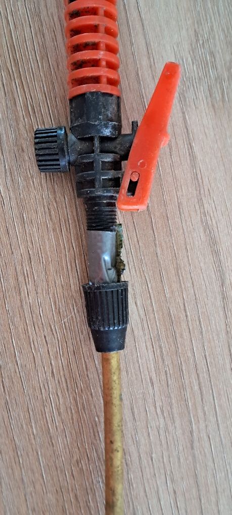 Opryskiwacz ciśnieniowy do roślin