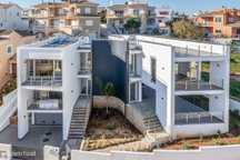 Luxuosa Moradia T4+1 Com Piscina E Garagem Em Lagos