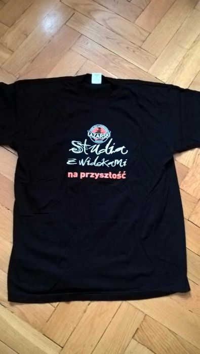 Koszulka, t-shirt, czarna, szkoła Łazarski