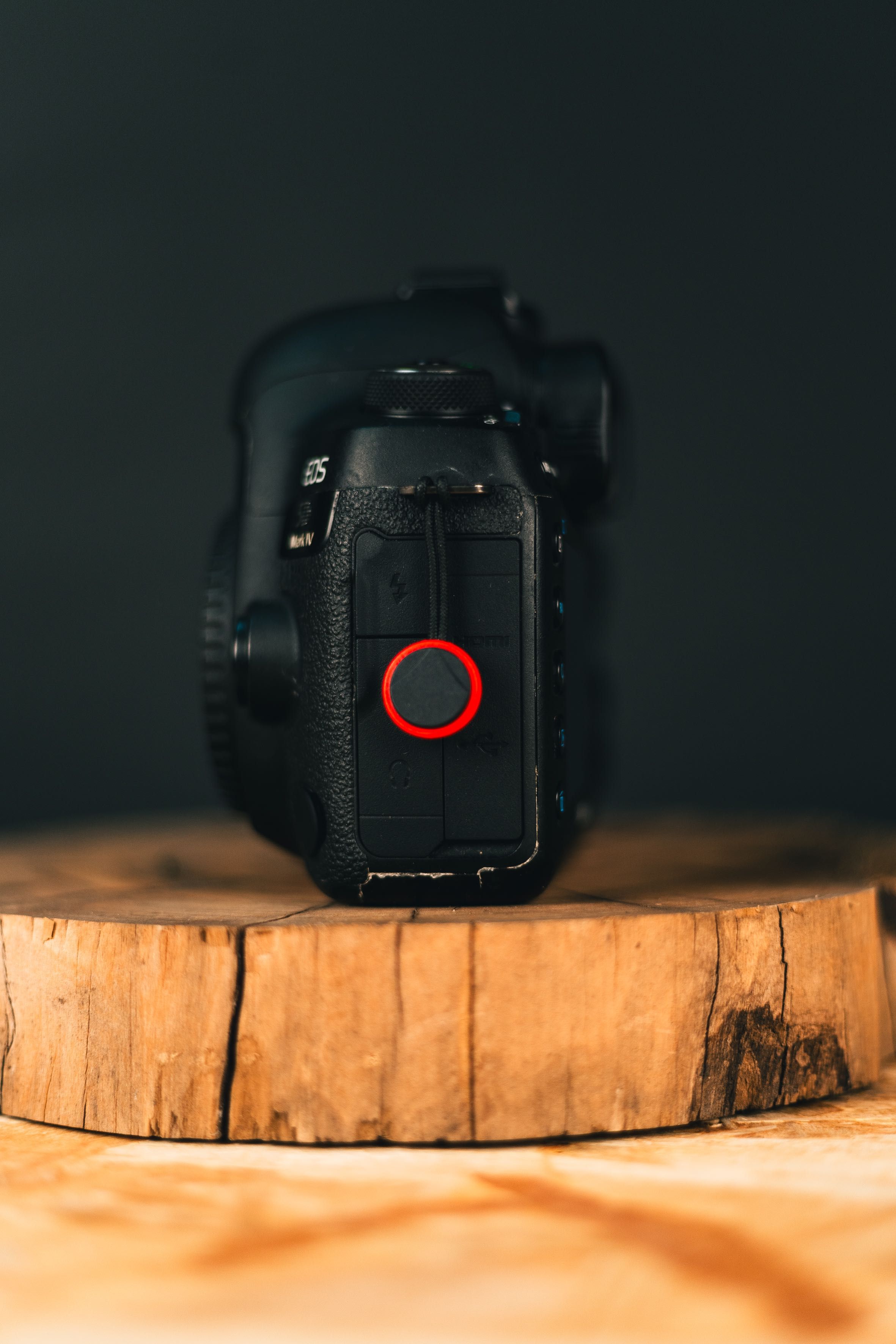 Canon 5D MKIV + Grip + Baterias