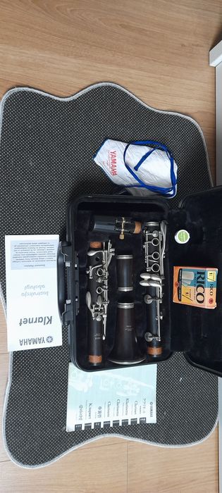 Klarnet drewniany Yamaha, ustnik akcesoria