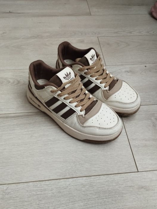 Кросівки шкіряні odidos 36 розмір