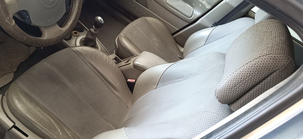 Bancos Renault Megane II conjunto completo