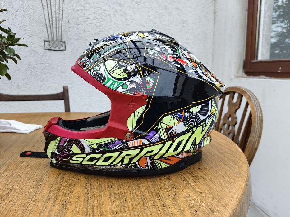 Kask scorpion r. XL