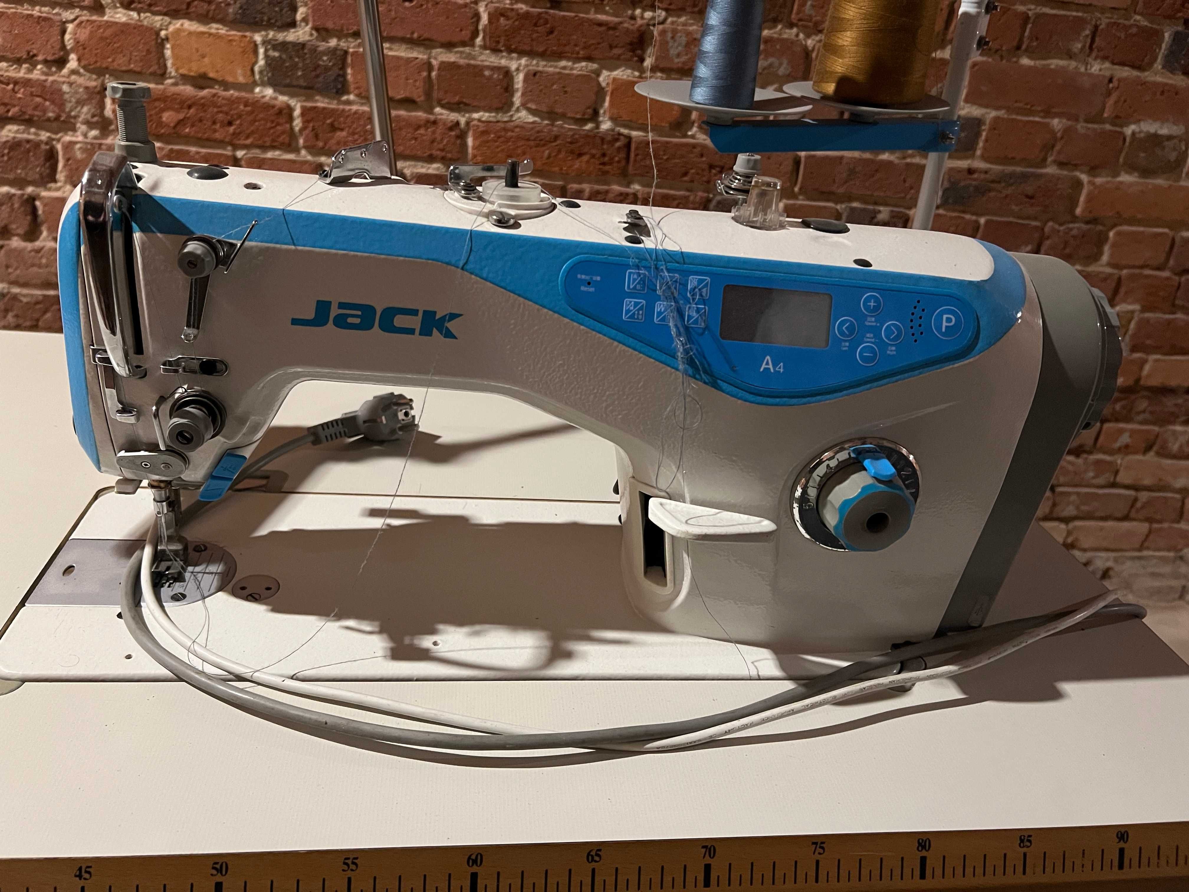 stebnówka jack a4 - automat do krawiectwa lekkiego i średniego faktura