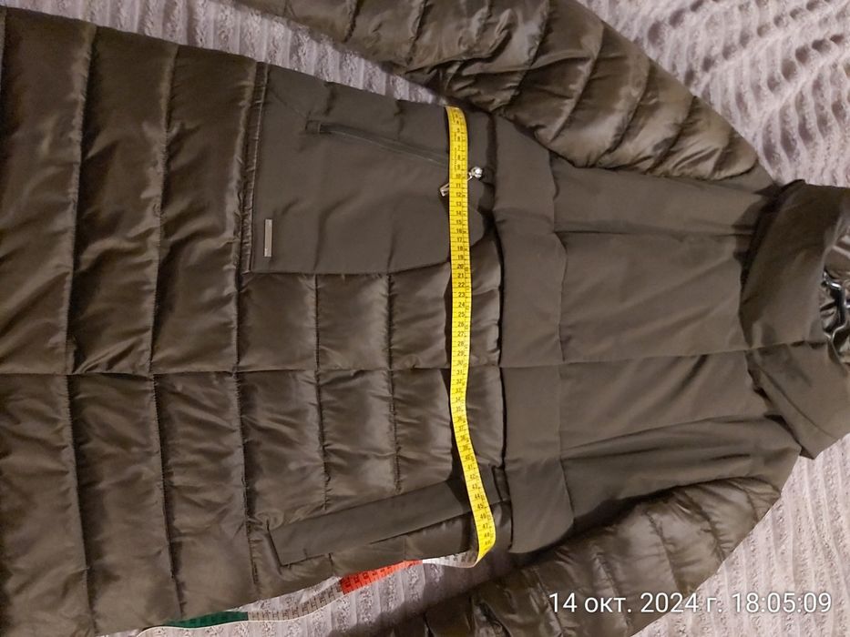 Продам жіночу зимову куртку