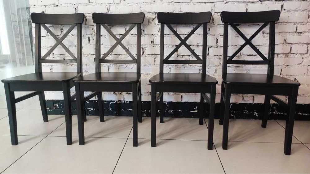 Стільці IKEA INGOLF чорний колір
