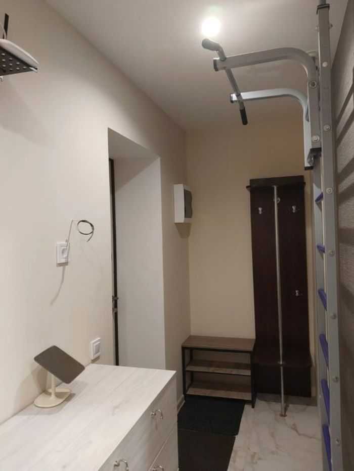 Сдаю студию 34м2 пр. Петровского второй дом от красной линии.
