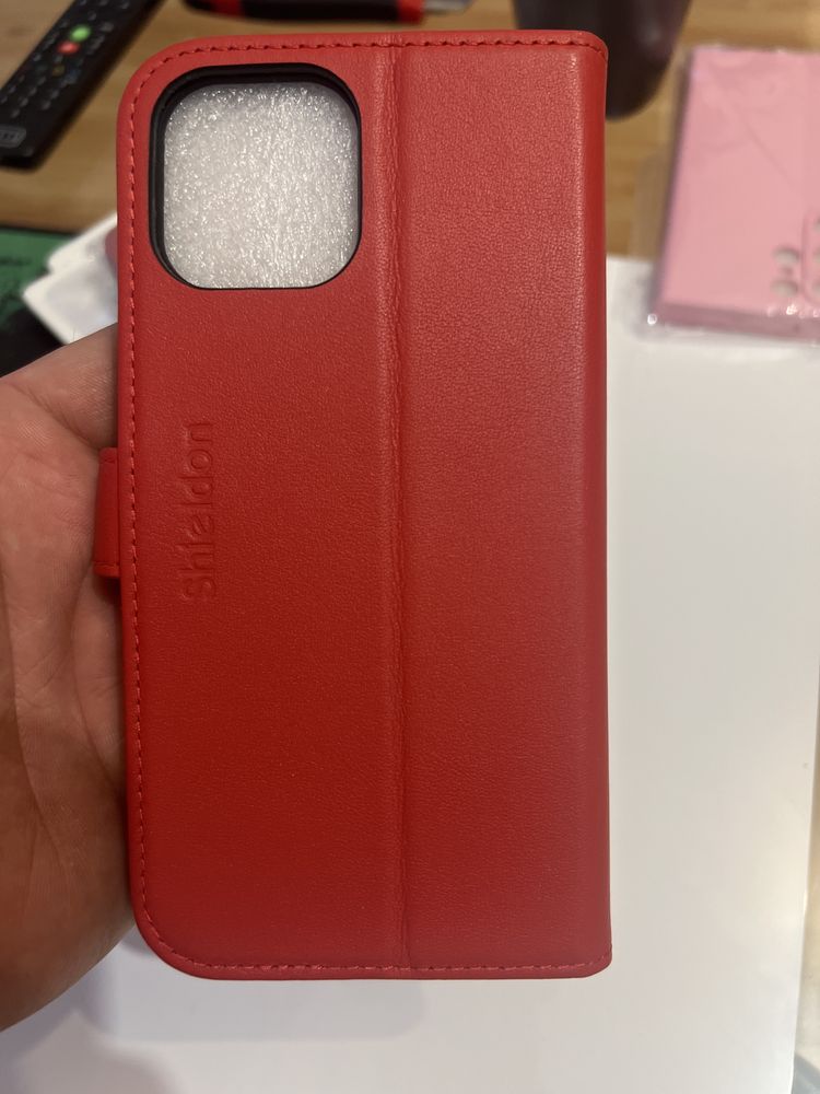 Etui skóra Premium Shieldon iPhone 13 Pro Max + szkło