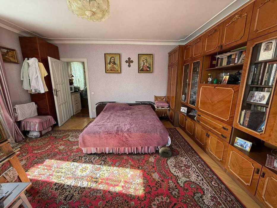 Продаж частини будинку з власним входом, вул. Східна