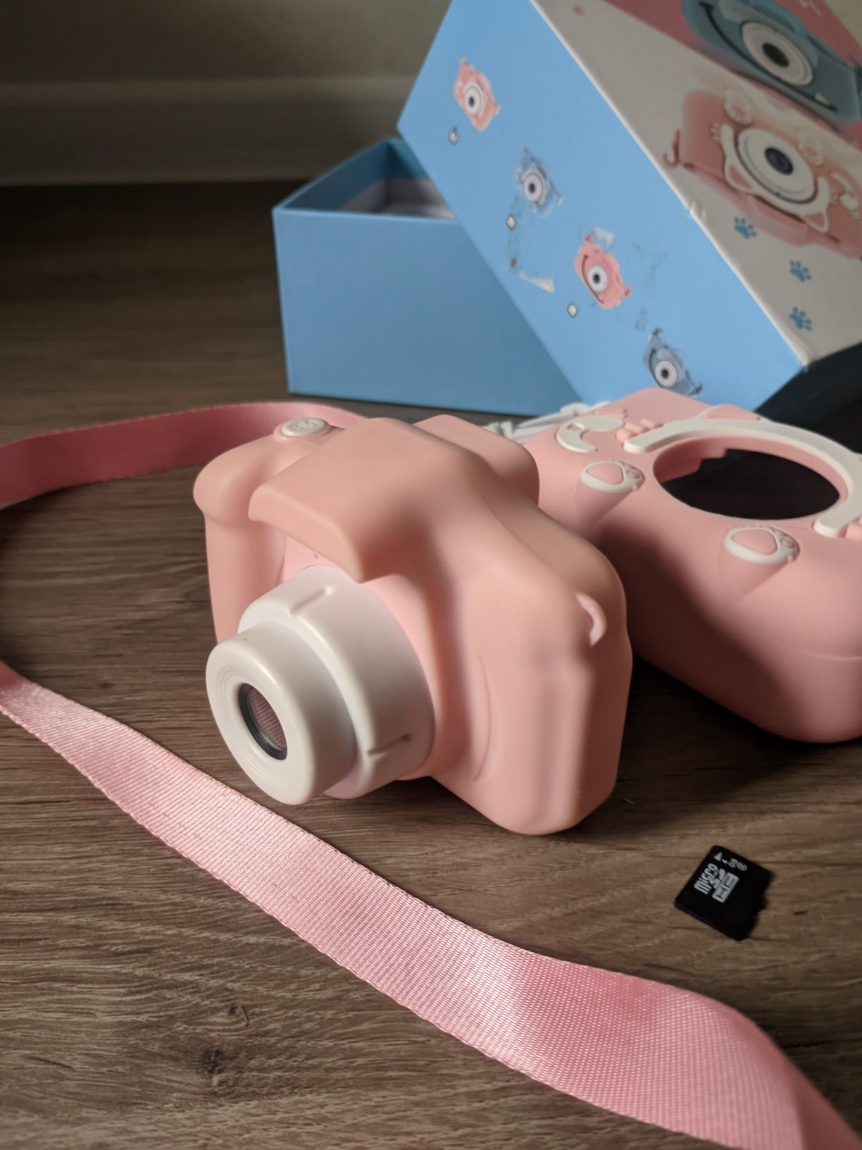 Мини детская камера с видео, с SD картой 4GB, лучший подарок ребенку