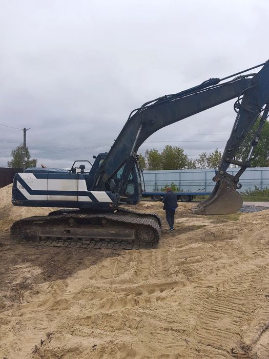 Екскаватор Doosan220