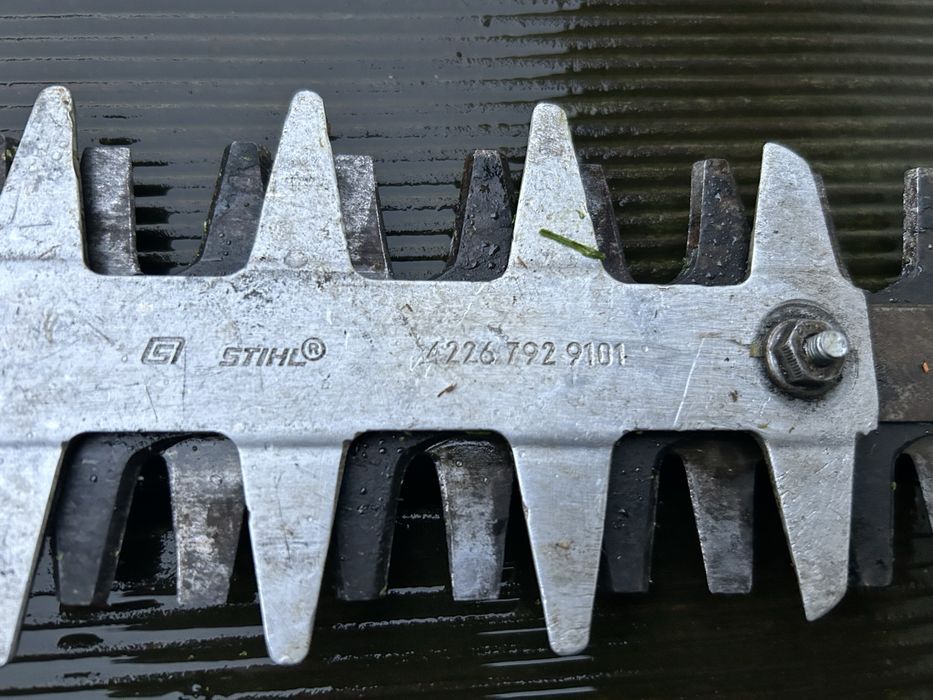 Nożyce spalinowe to żywopłotu Stihl Hs 80
