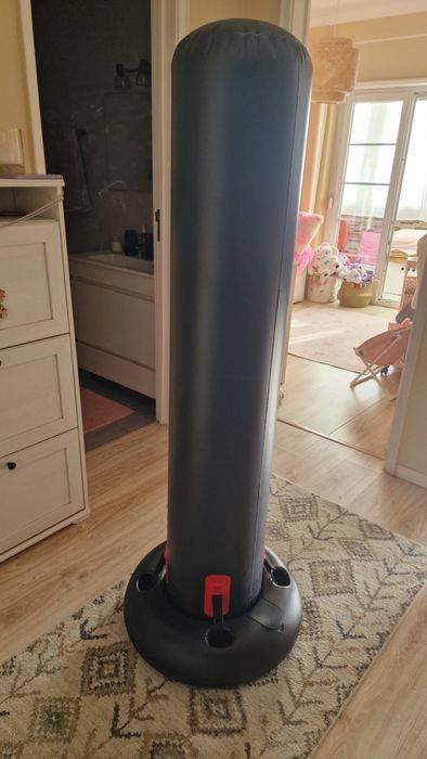 Saco de boxe insuflável