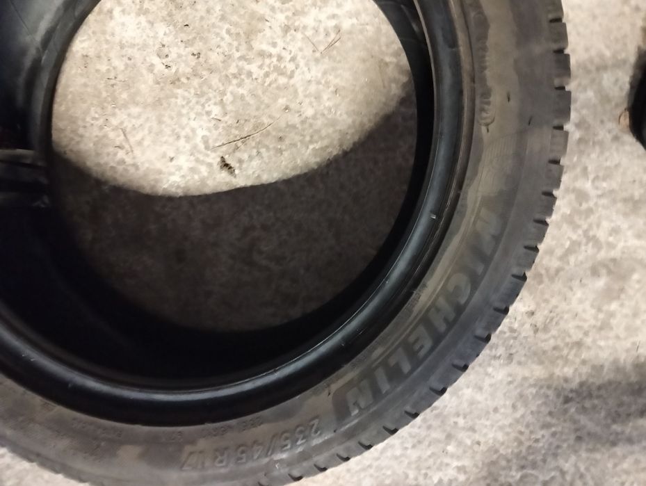 235/45r17 Wielosezonowe Michelin