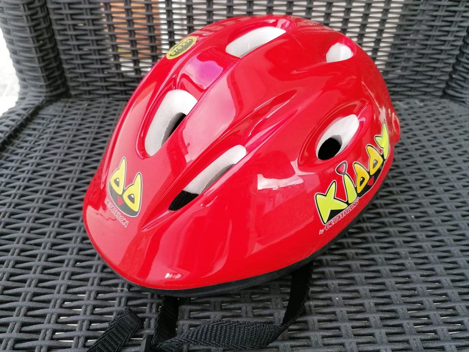 Patins em linha tamanho 30-31 com capacete e proteções incluidas