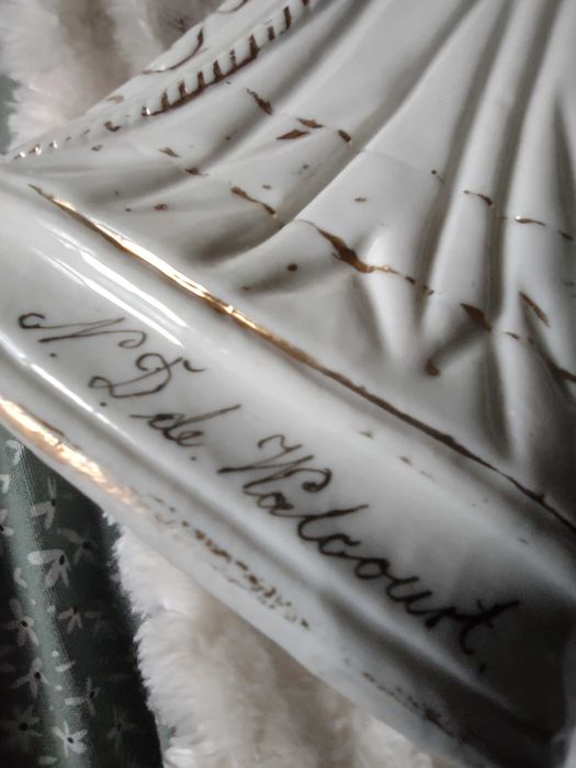 Antyk porcelana Notre-Dame de Walcourt