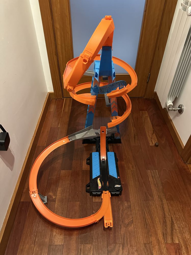 Pista Hot Wheels Action
