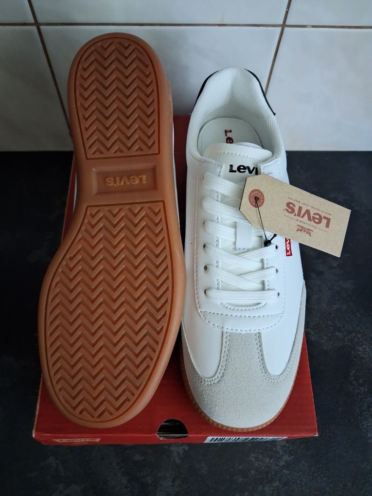 Sneakersy marki Levi's Jackson rozmiar 38
