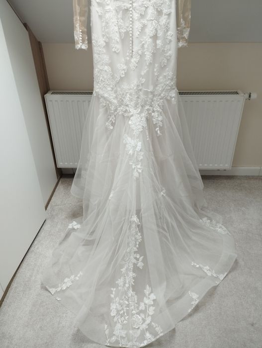 Sincerity suknia ślubna z trenem kolor ivory, nude 40-42