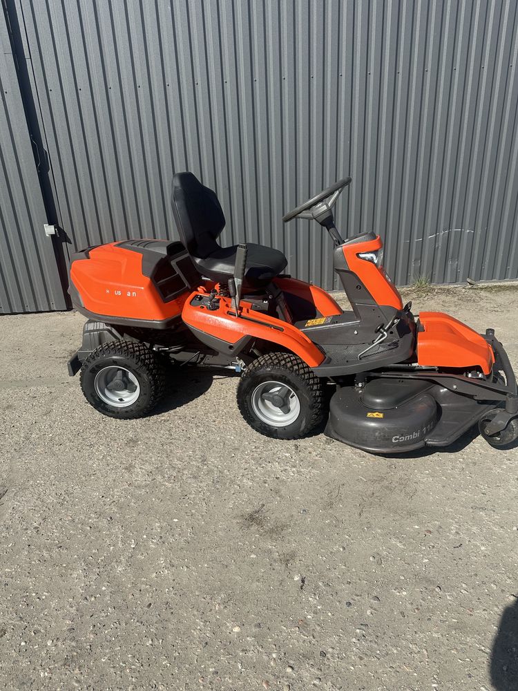 Profesjonalny traktorek kosiarka HUSQVARNA R320x AWD 2019r 4x4